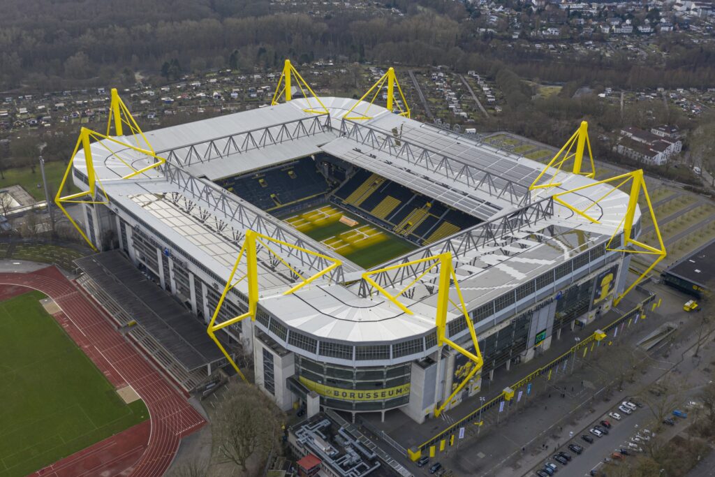 Borussia Dortmund 2026-27 : le BVB vise le Top 3